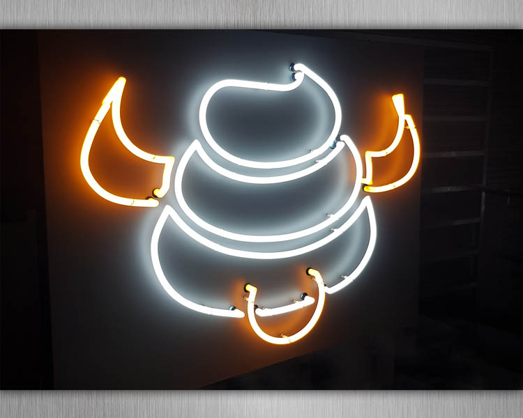 Mehr über den Artikel erfahren Neon